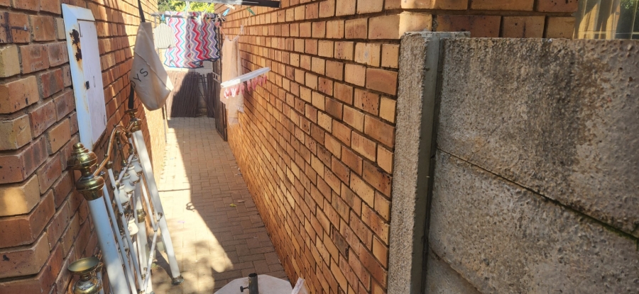 3 Bedroom Property for Sale in Langenhovenpark Free State